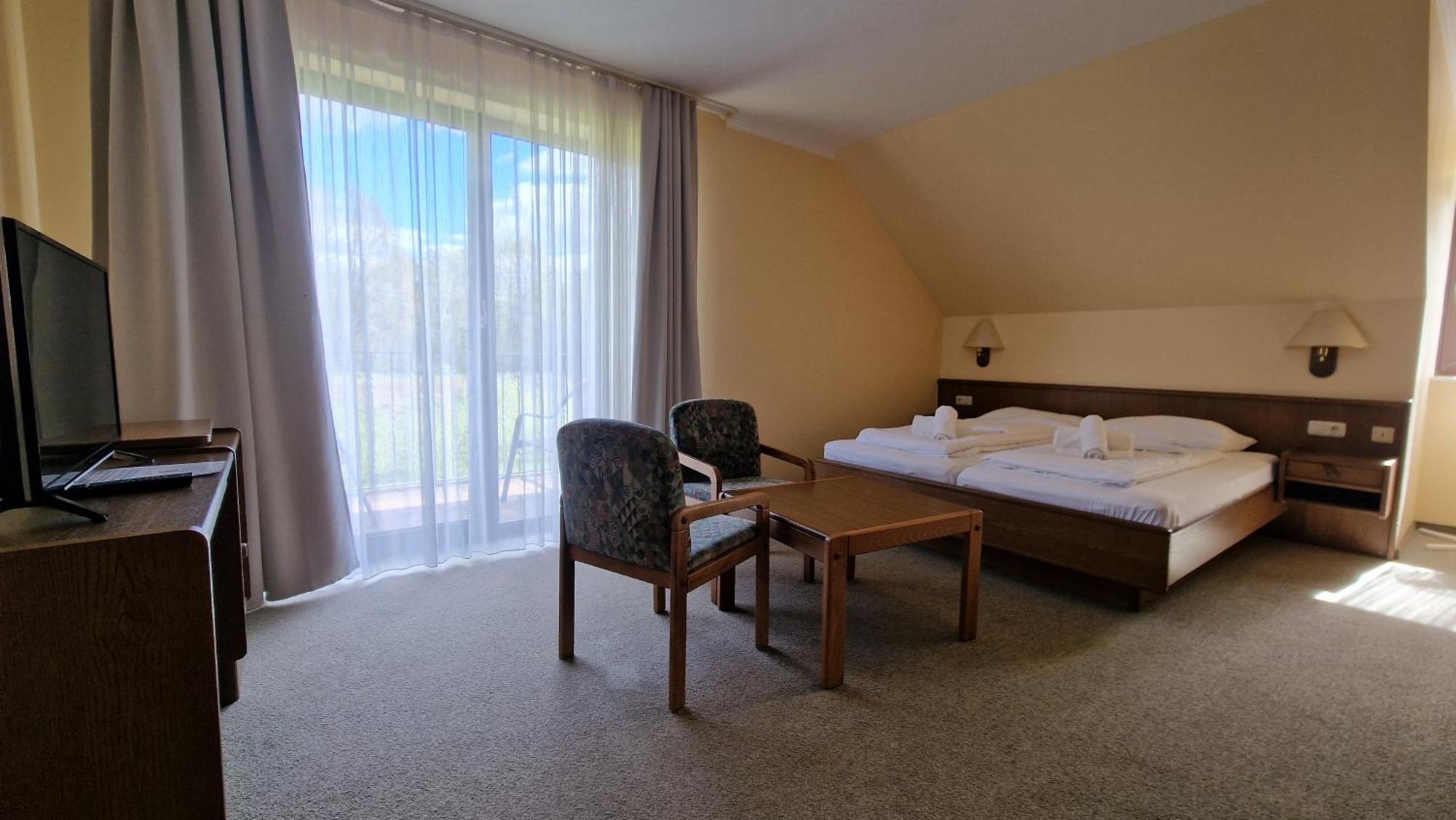 Hotel Tini 巴特法林波斯特 外观 照片