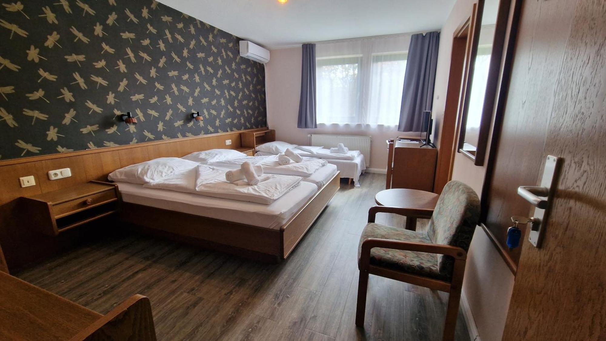 Hotel Tini 巴特法林波斯特 外观 照片